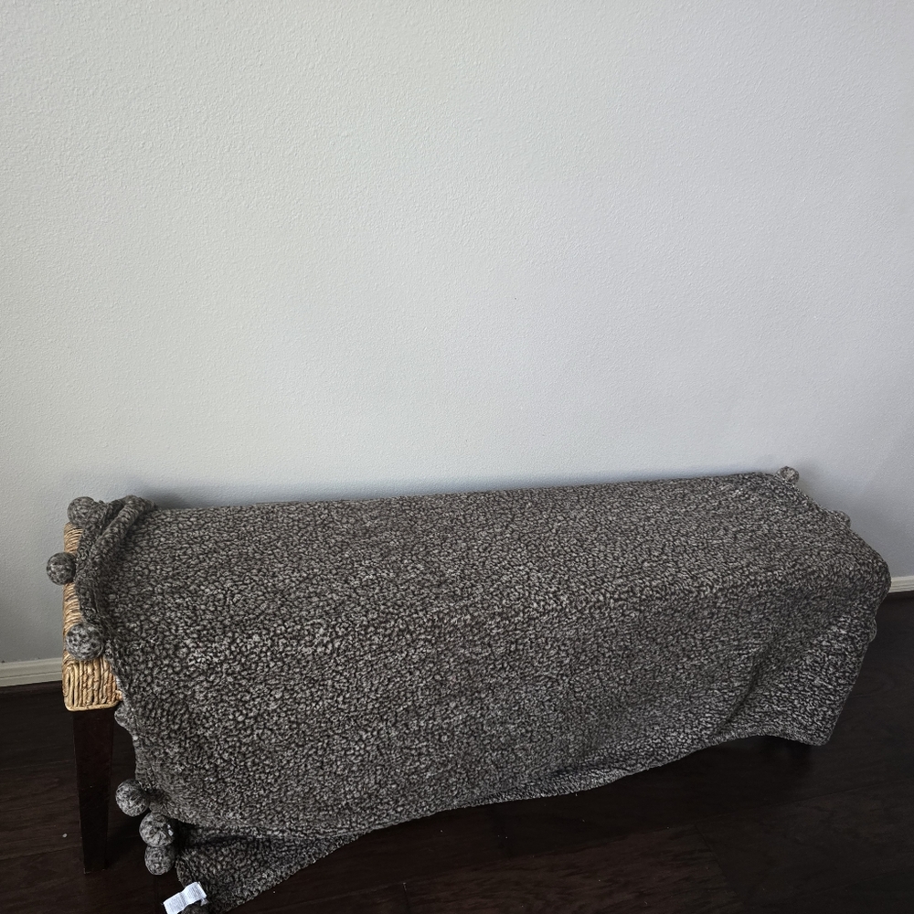 Pottery Barn throw - Picture 7 of 8
